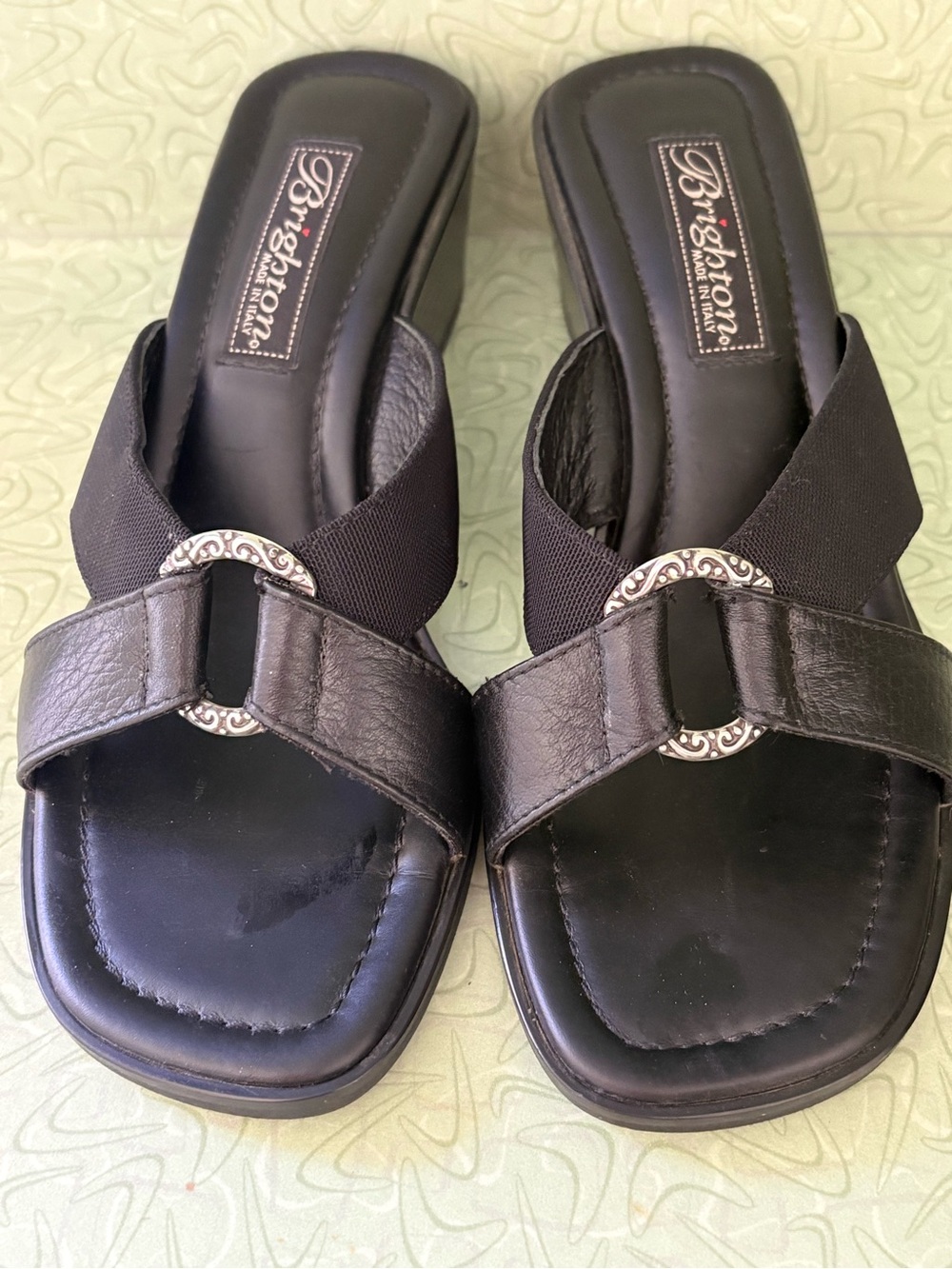 Brighton women’s black leather Ivy wedge slides sandals silver hardware NEW Sz 6